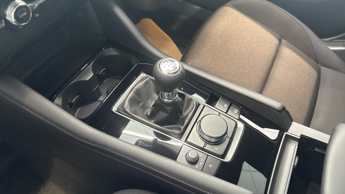 Mazda 3 2.0 e-Skyactiv X MHEV [186] Exclusive-Line 5dr Petrol Hatchback - Image 13